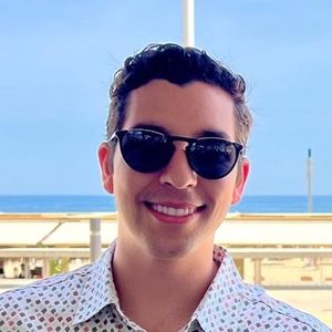 Meet your Posher, Aaron